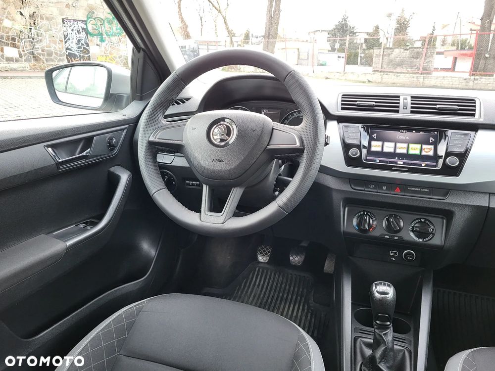Skoda Fabia 1.0 Ambition - 10