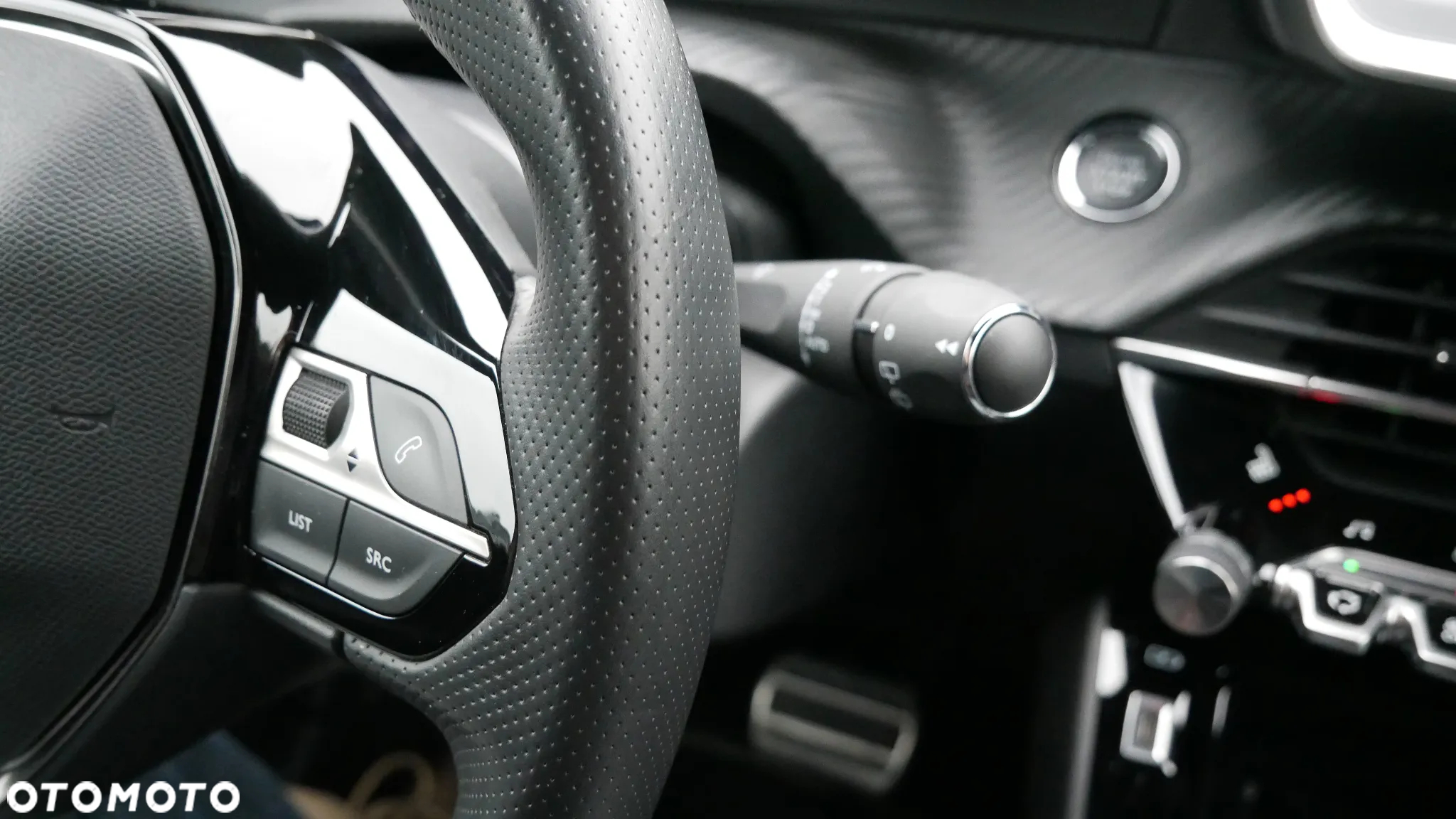 Peugeot 2008 - 15