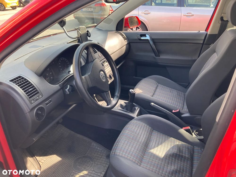 Volkswagen Polo - 7