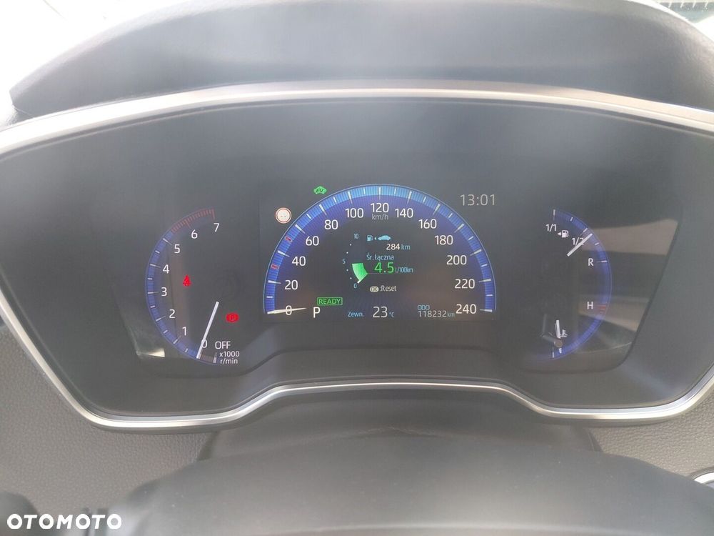 Toyota Corolla 1.8 Hybrid Comfort - 17