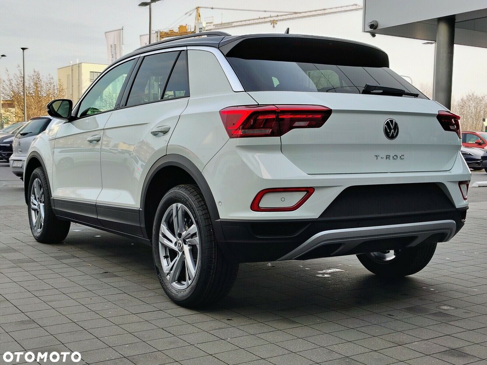Volkswagen T-Roc - 4