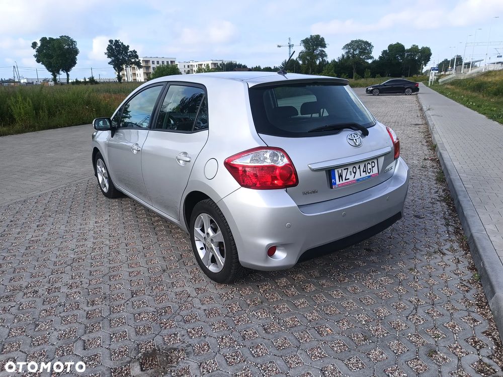 Toyota Auris 1.6 Sol - 8