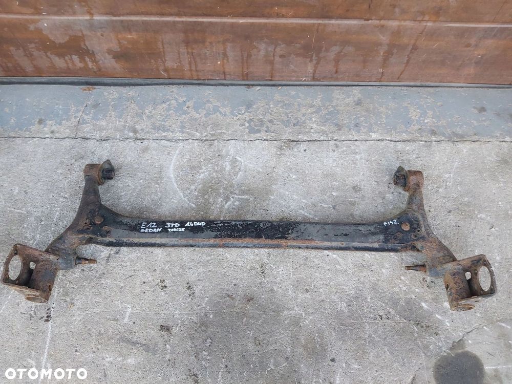 Toyota Corolla E12 belka zawieszenia tył - 15