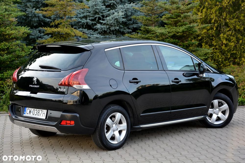 Peugeot 3008 2.0 HDi HYbrid4 - 17