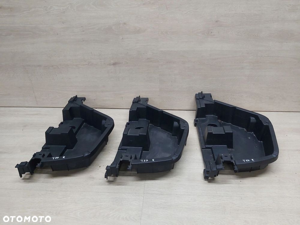 Toyota Avensis T27 LIFT korytko bagażnika PRAWE schowek KOMBI 64995-05030 - 1