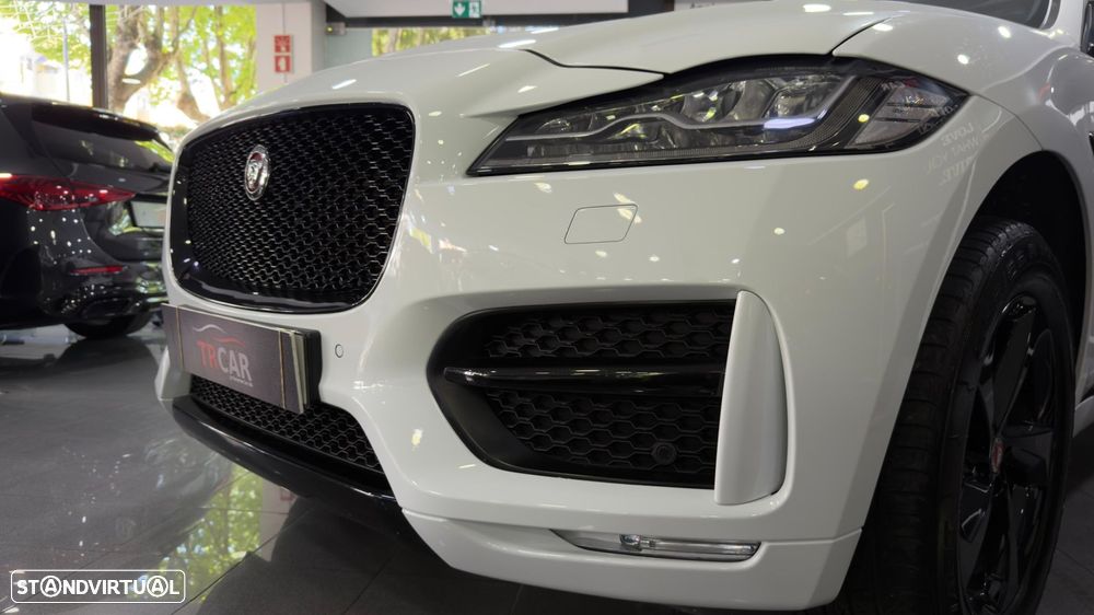 Jaguar F-Pace 2.0 i4D R-Sport AWD Aut. - 15