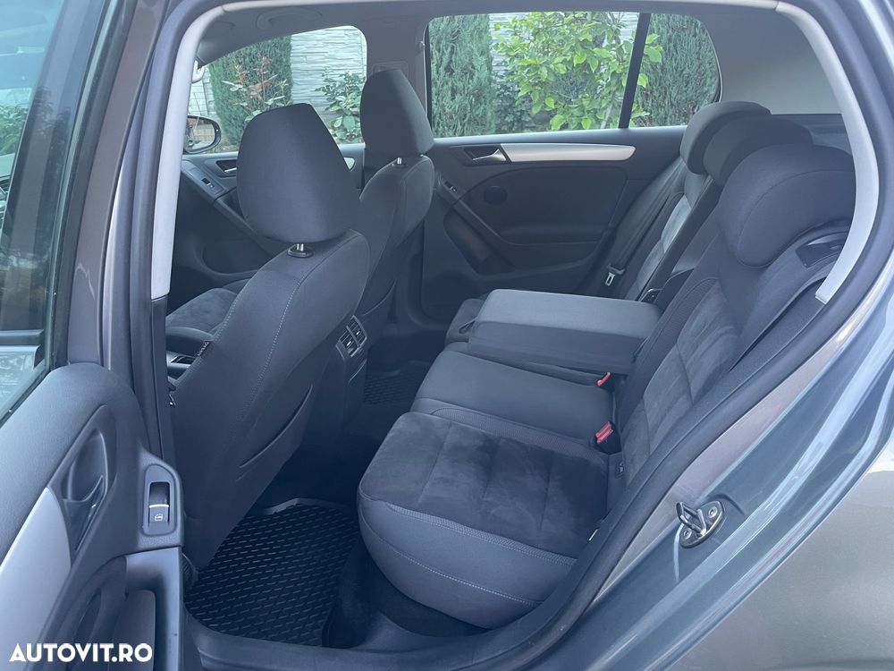 Volkswagen Golf - 19
