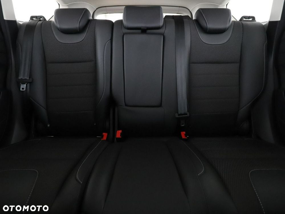 Ford Kuga 2.0 TDCi 4x2 Titanium - 19