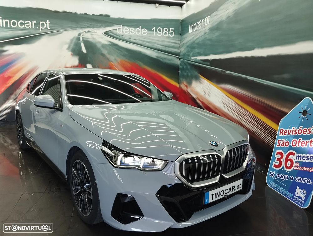 BMW 520 d Pack Desportivo M - 9
