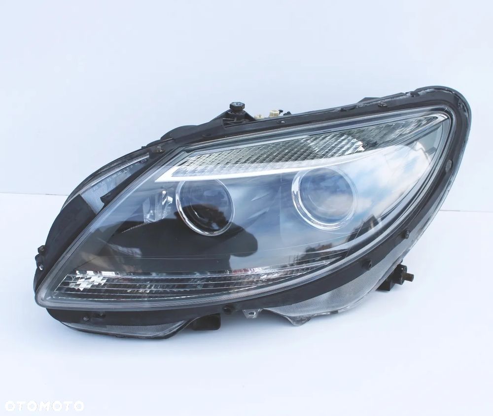 Reflektor prawy lewy czarny bi xenon bixenon lampa prawa lewa ILS OE Mercedes CL63 AMG W216 C216 Euro - 2