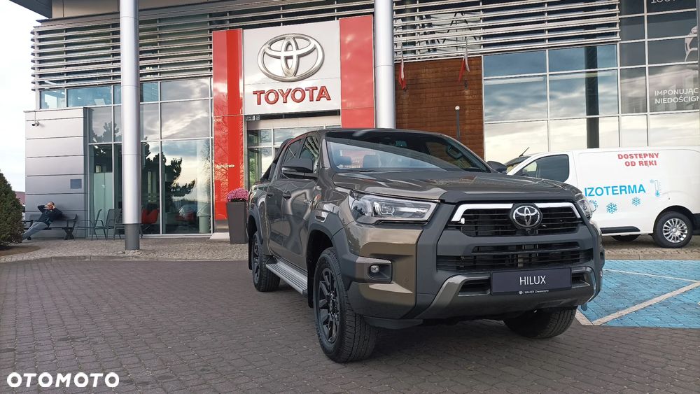 Toyota Hilux 2.8 D-4D mHEV Double Cab Invincible 4x4 - 9