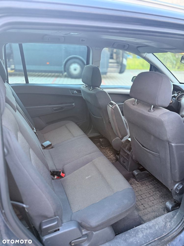 Opel Zafira 1.8 Cosmo - 10