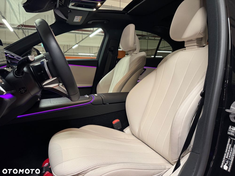 Mercedes-Benz Klasa E 220 d mHEV 4-Matic AMG 9G-Tronic - 17
