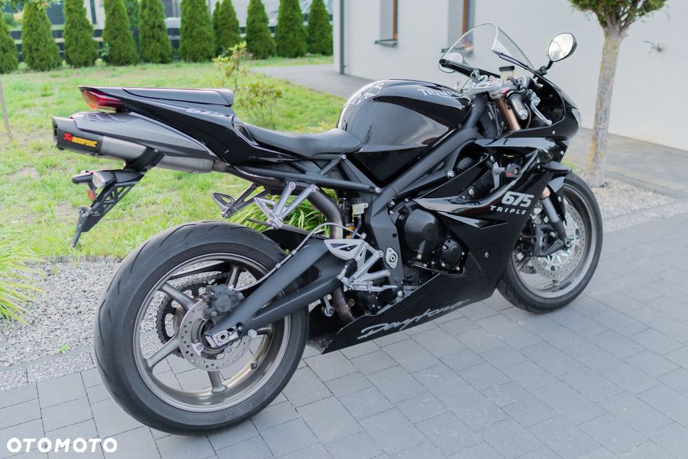 Triumph Daytona - 3