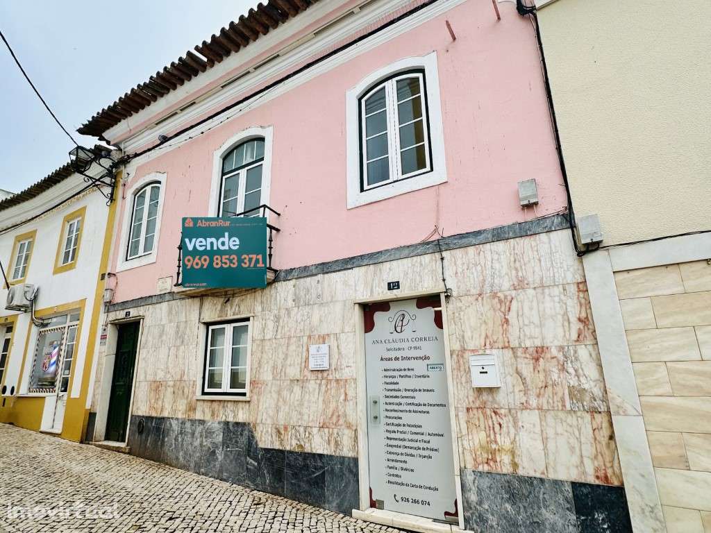 Prédio tipologia T4 - Grande imagem: 2/18