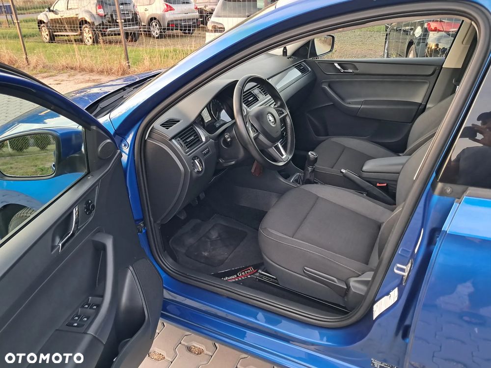 Skoda RAPID 1.6 TDI Edition - 15