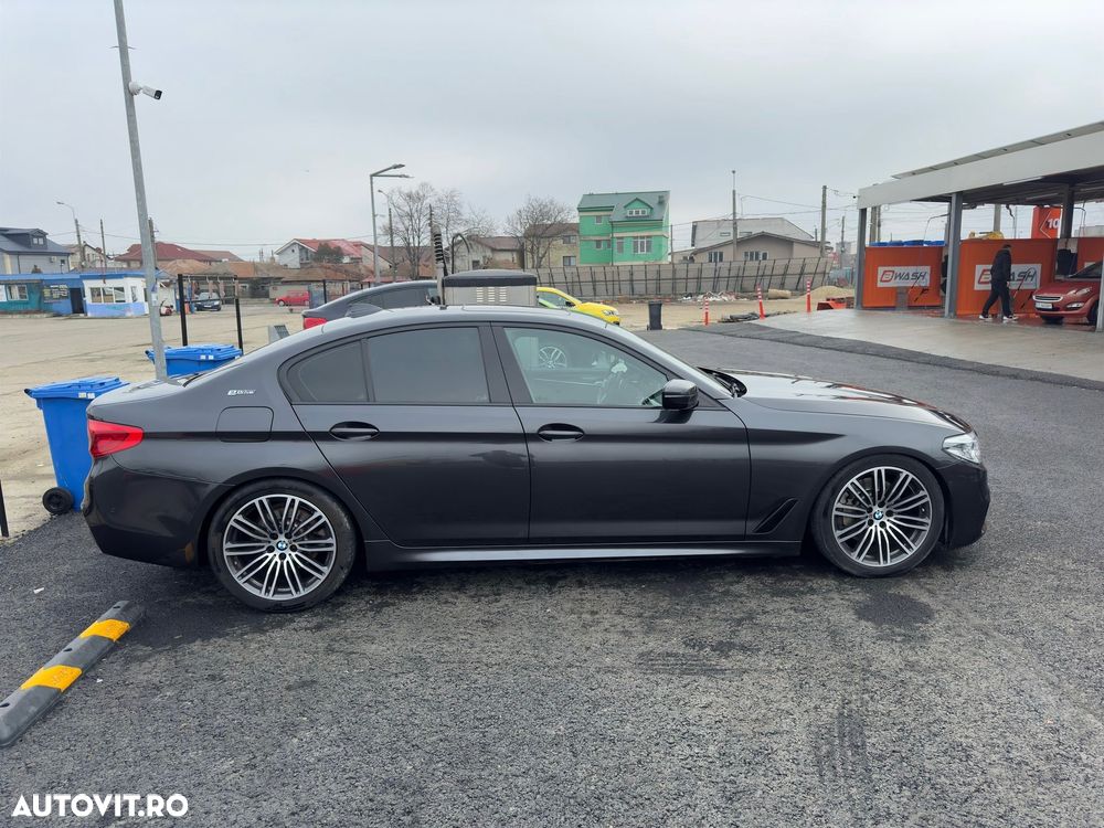 BMW Seria 5 530i AT MHEV - 3