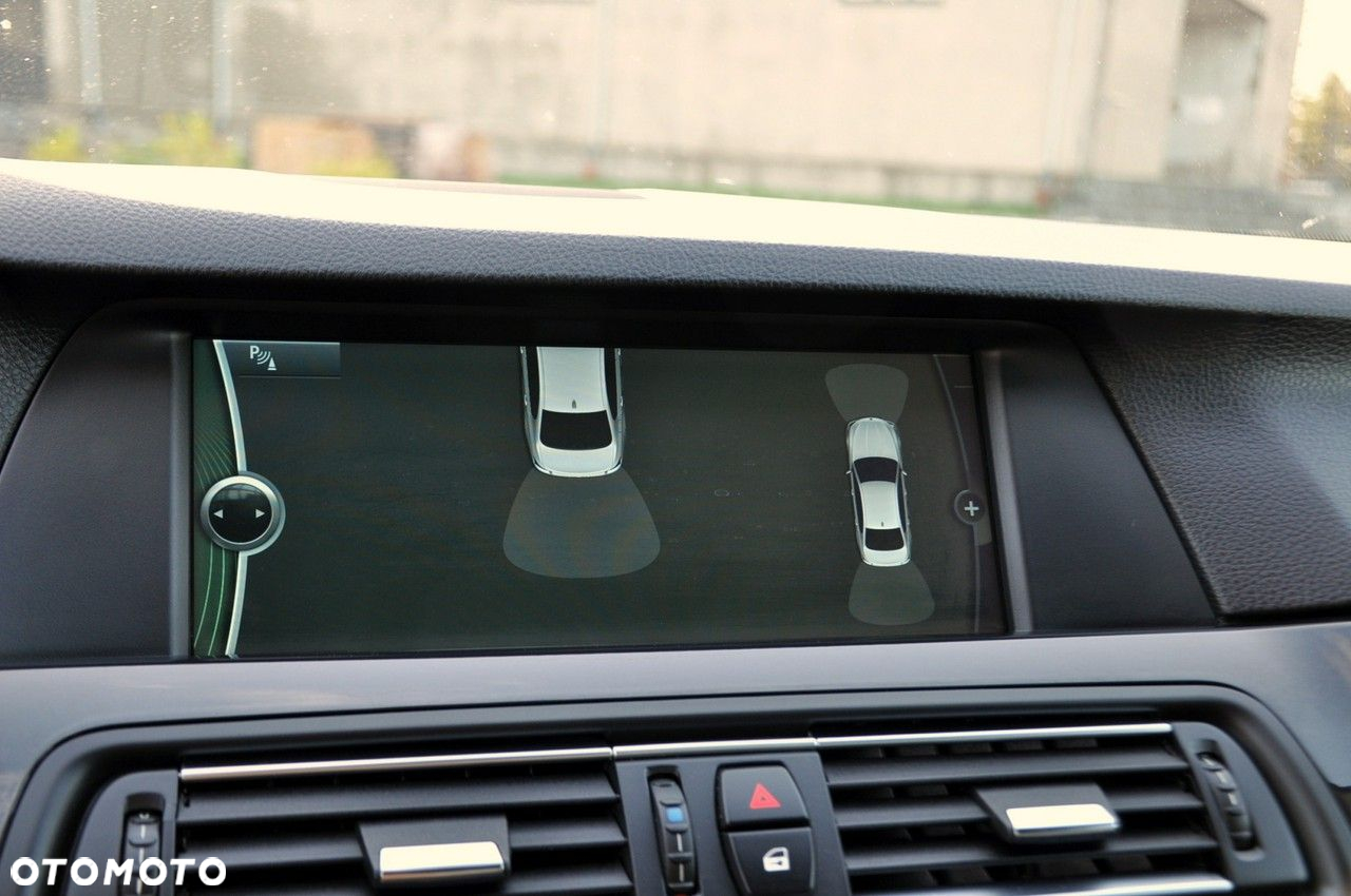 BMW Seria 5 - 33