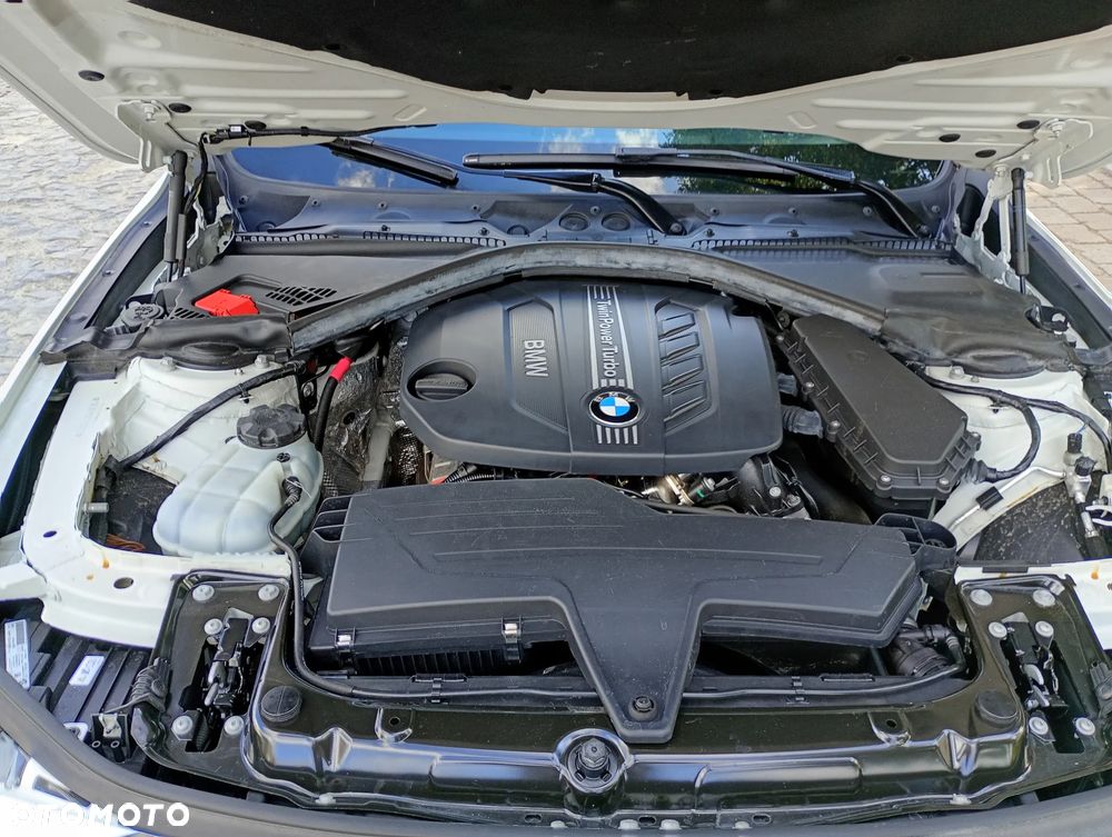 BMW Seria 3 318d DPF - 34