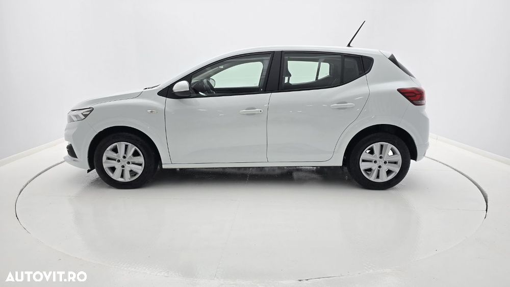 Dacia Sandero - 10