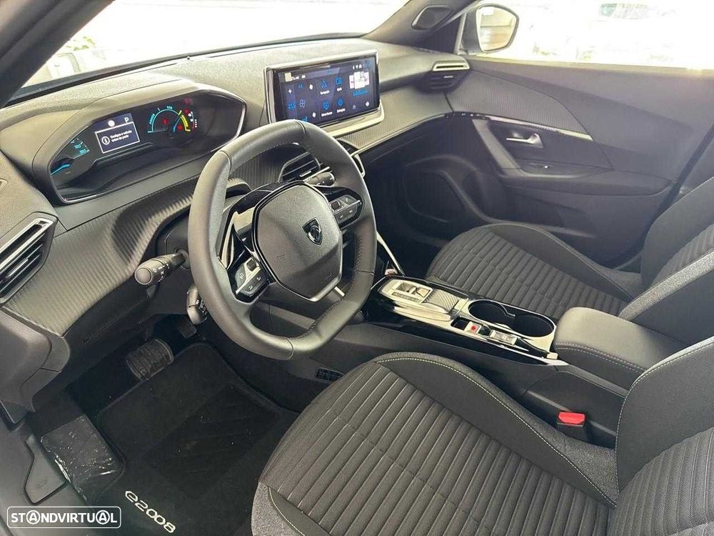 Peugeot e-2008 54 kWh Active - 15
