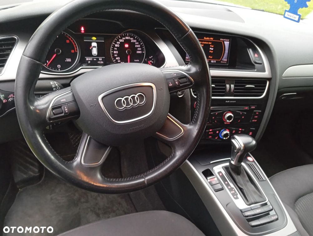 Audi A4 Avant 2.0 TDI DPF quattro S tronic Attraction - 10