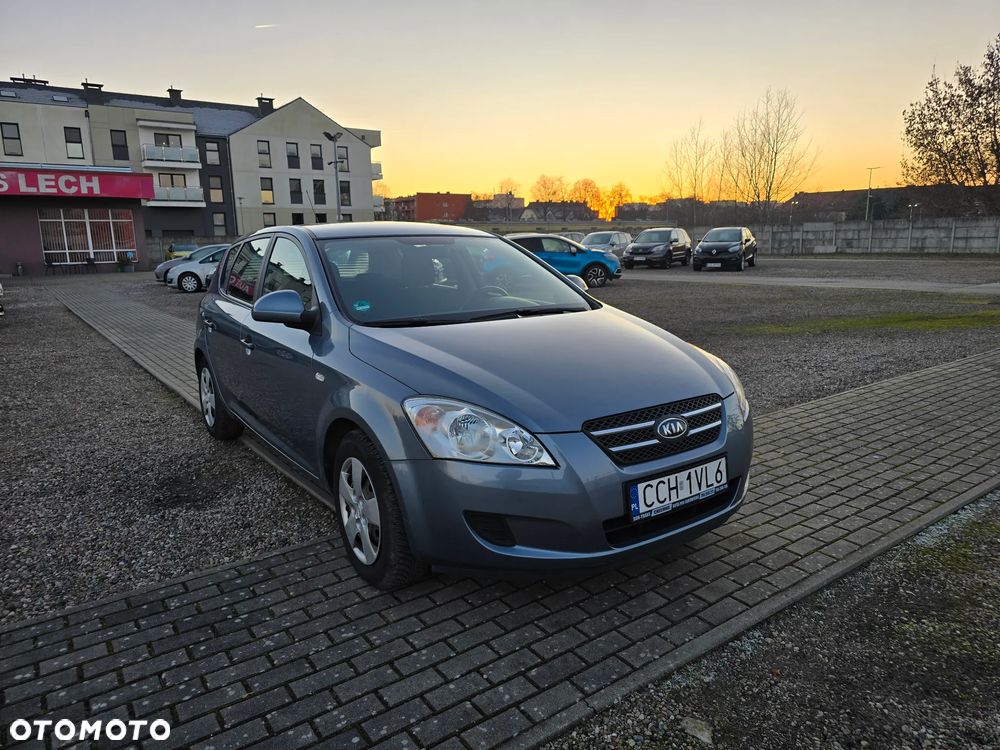 Kia Ceed 1.4 CVVT LX - 3