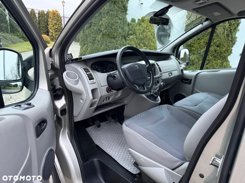 Renault Trafic L1H1 Passenger Lux - 19