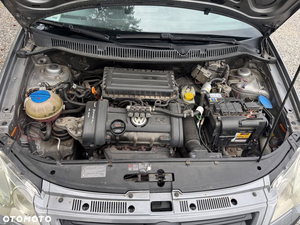 Volkswagen Polo 1.4 Comfortline - 16