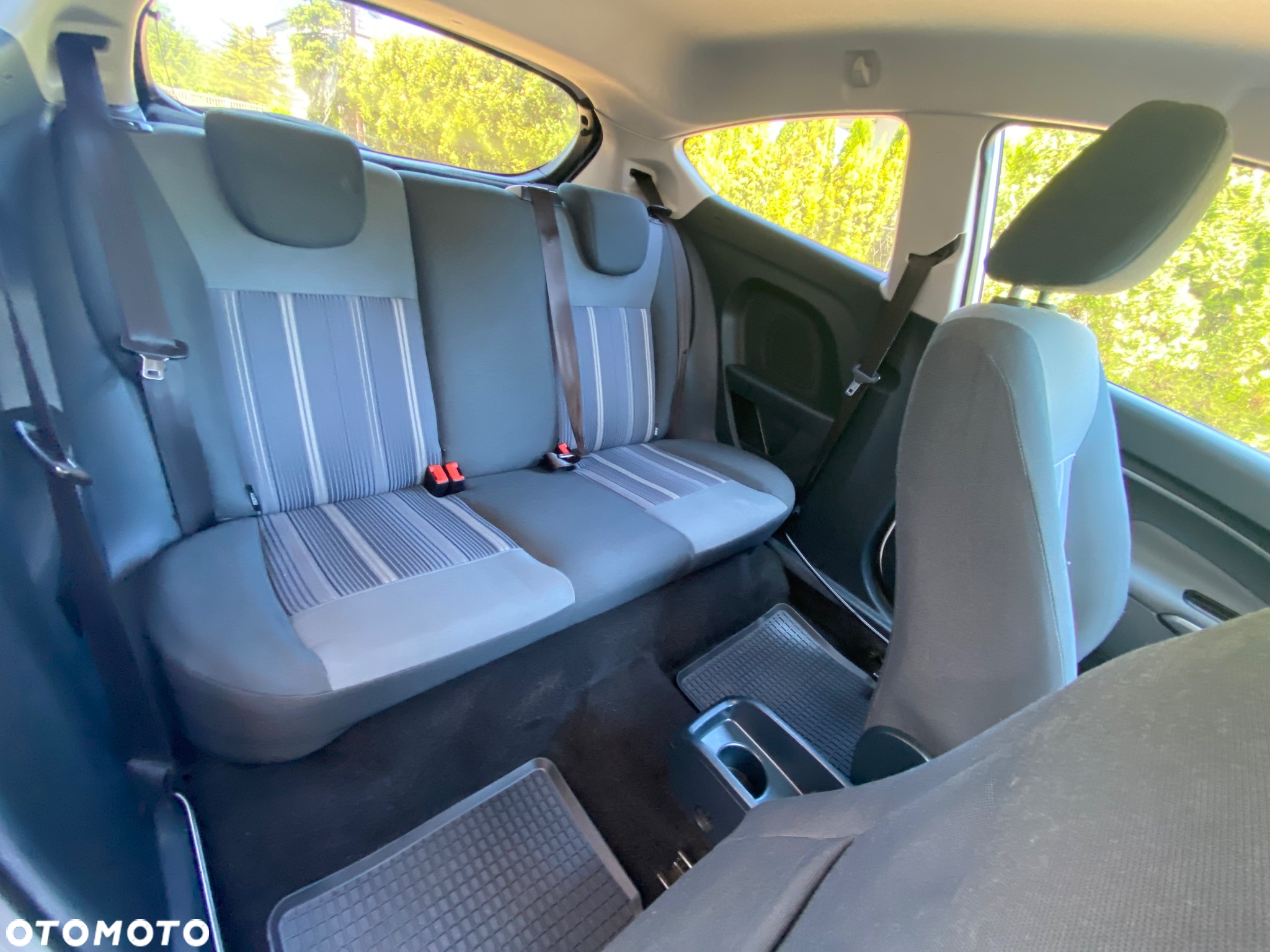 Ford Fiesta 1.25 Ambiente - 18