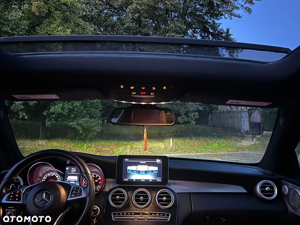 Mercedes-Benz Klasa C 300 Coupe 7G-TRONIC AMG Line - 15