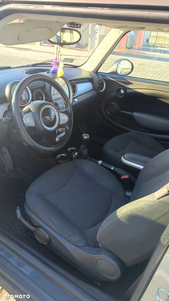 MINI Cooper - 9