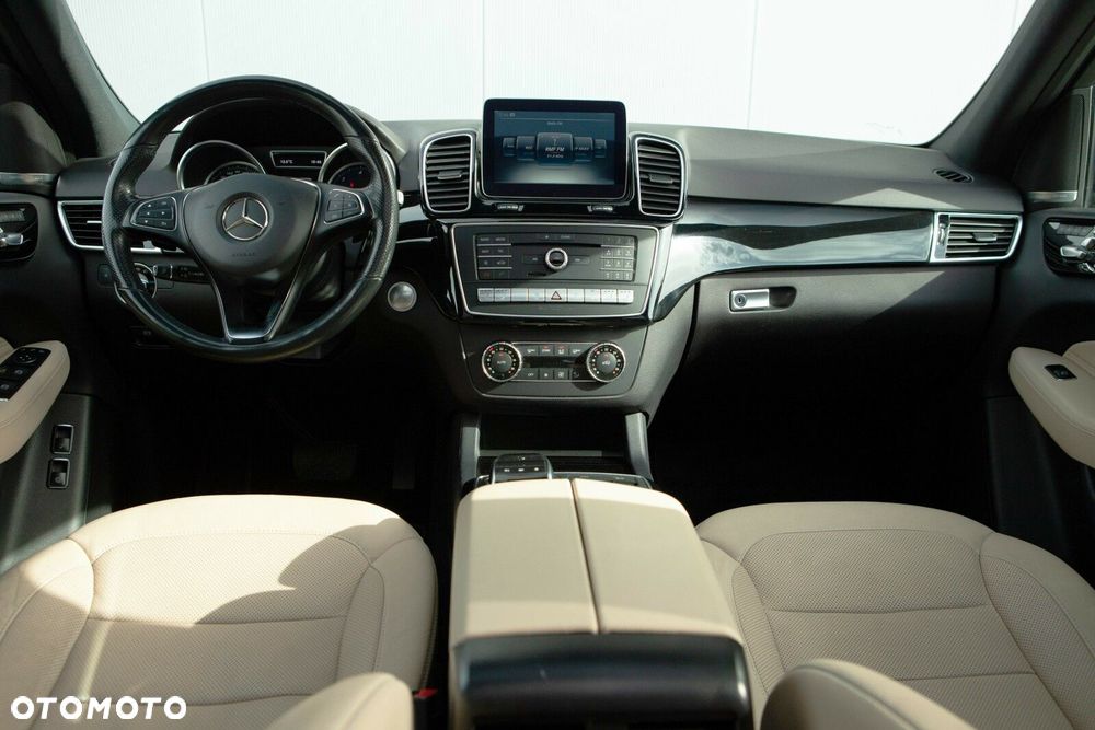 Mercedes-Benz GLE 350 d 4-Matic - 26