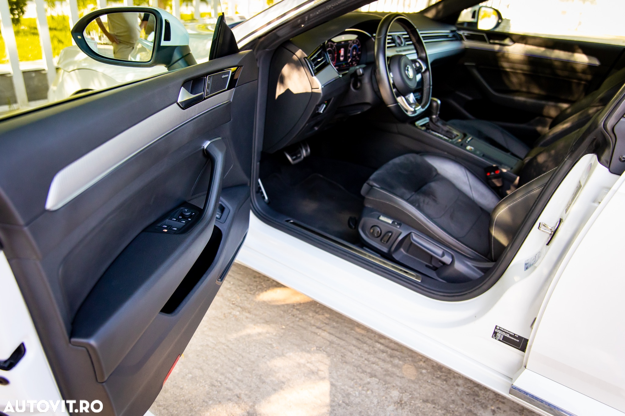 Volkswagen ARTEON 2.0 TDI DSG 4Motion R-Line - 21