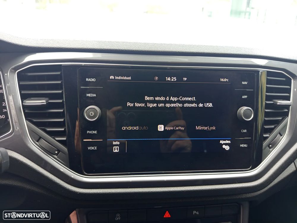 VW T-Roc 2.0 TSI OPF 4MOTION DSG R-Line - 20