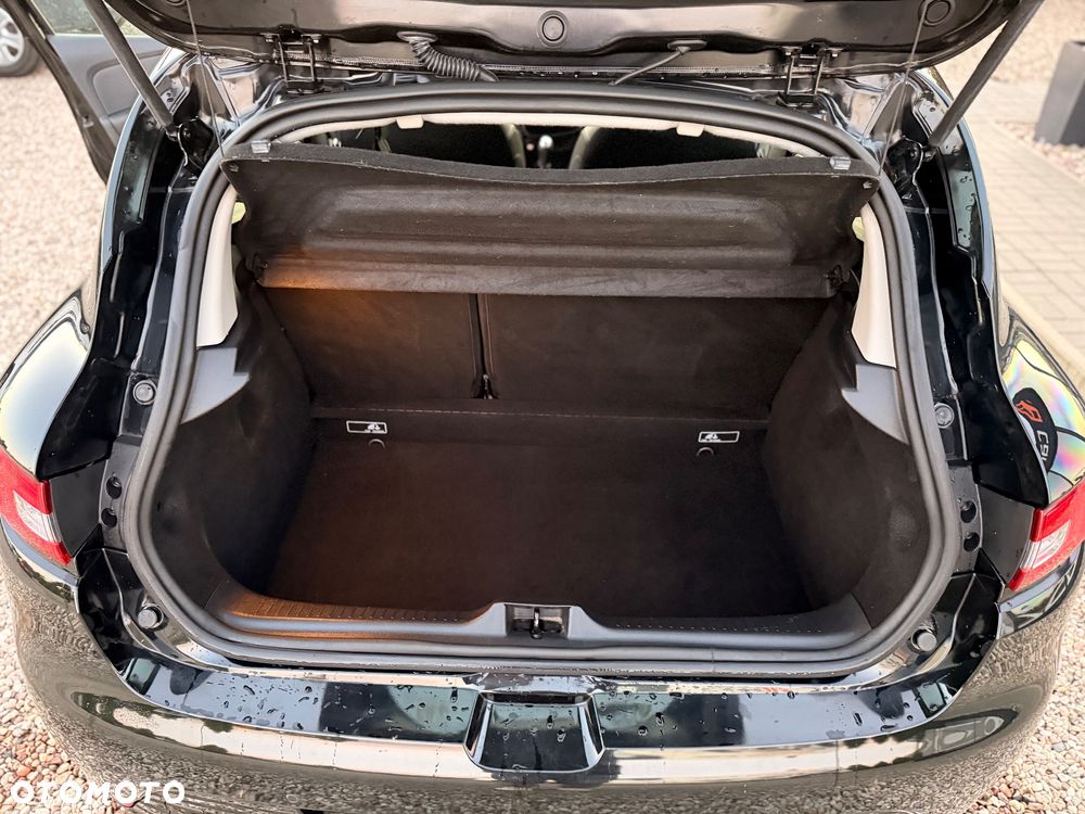 Renault Clio - 25