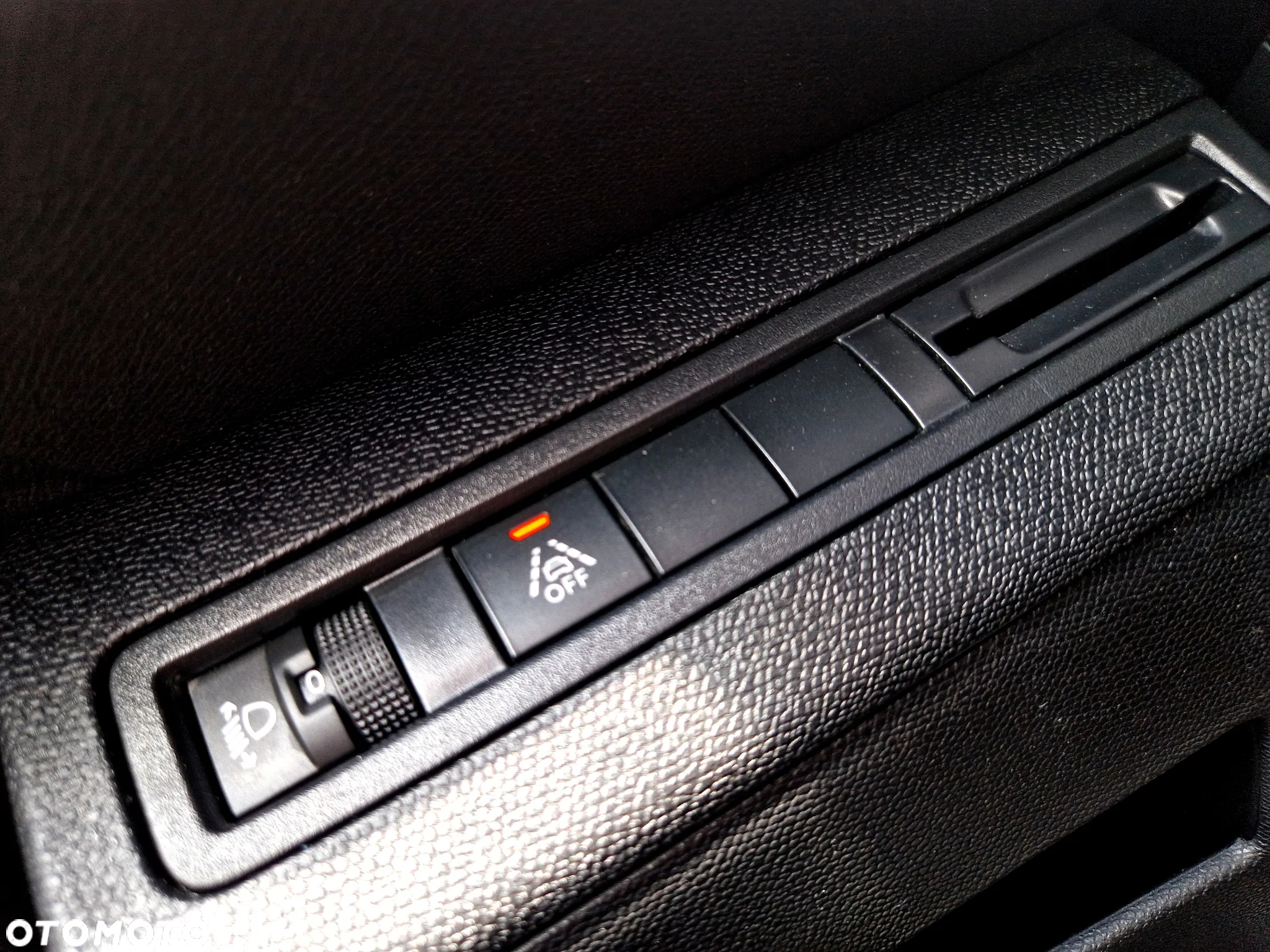Peugeot 3008 BlueHDi 130 Stop & Start Allure Business-Paket - 18