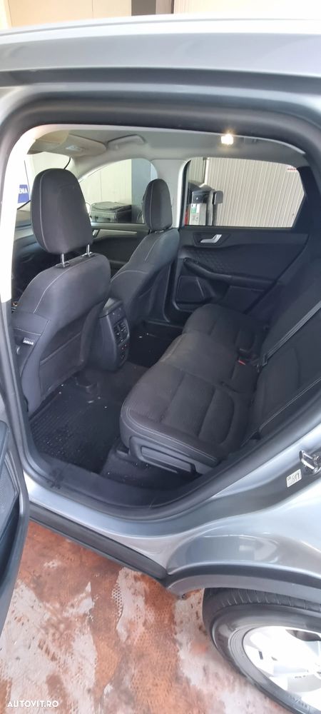 FORD Kuga 2020 — imagine 3
