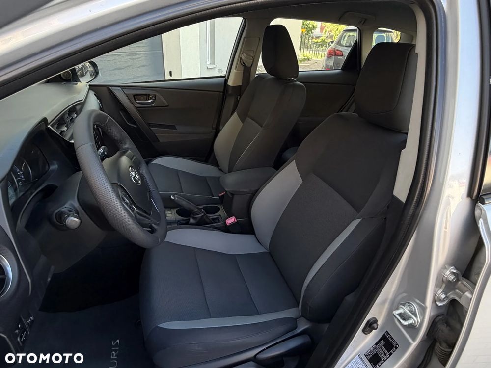 Toyota Auris - 20