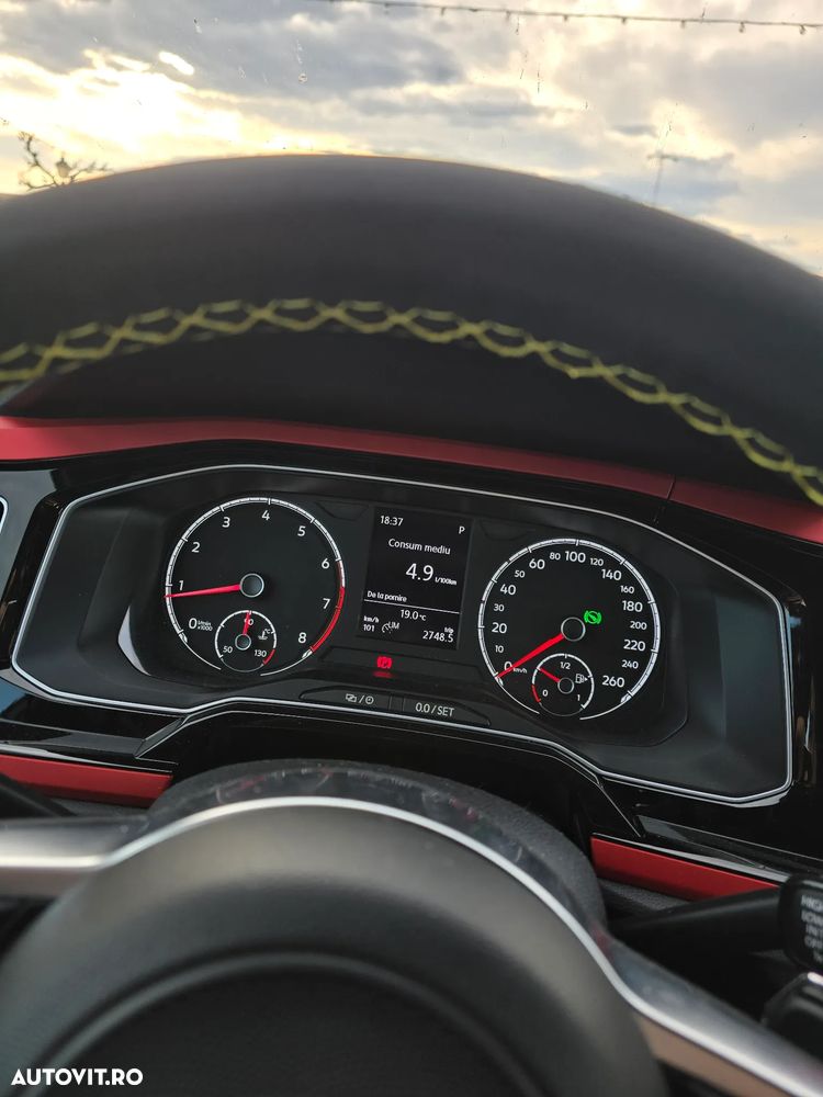 Volkswagen Polo 2.0 TSI OPF DSG GTI - 8
