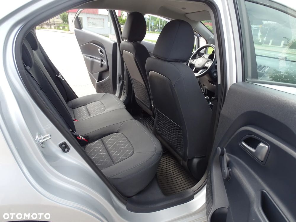 Kia Rio 1.2 Business Line - 14