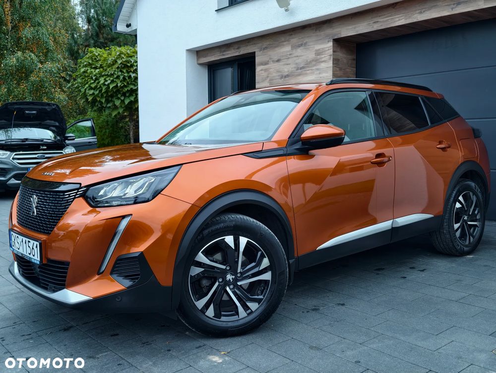 Peugeot 2008 1.2 PureTech Allure S&S EAT8 - 17