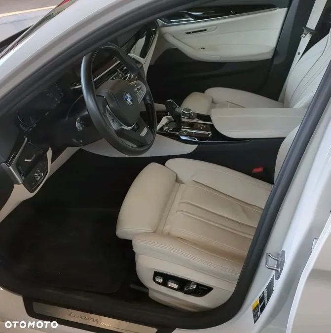 BMW Seria 5 530e Luxury Line - 7