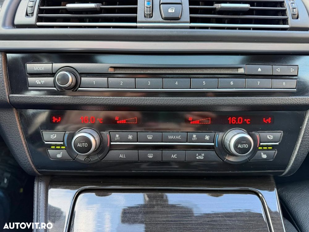 BMW Seria 5 525d xDrive Sport-Aut. Luxury Line - 20