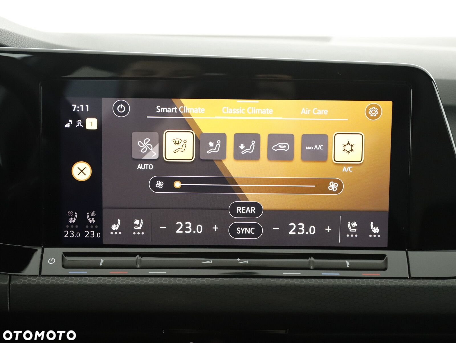 Volkswagen Golf - 18