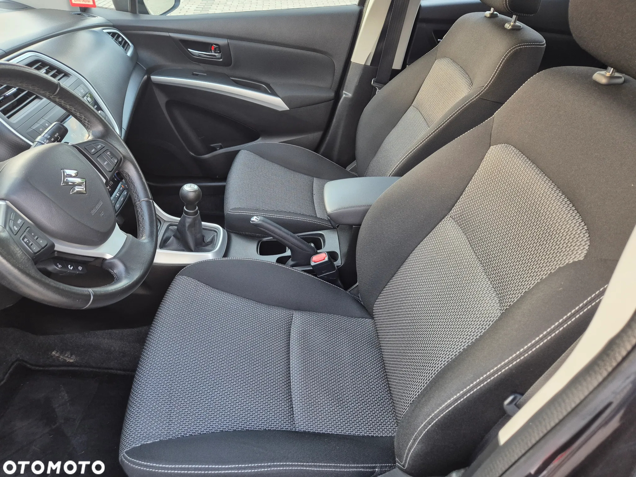 Suzuki SX4 S-Cross 1.6 Comfort - 15