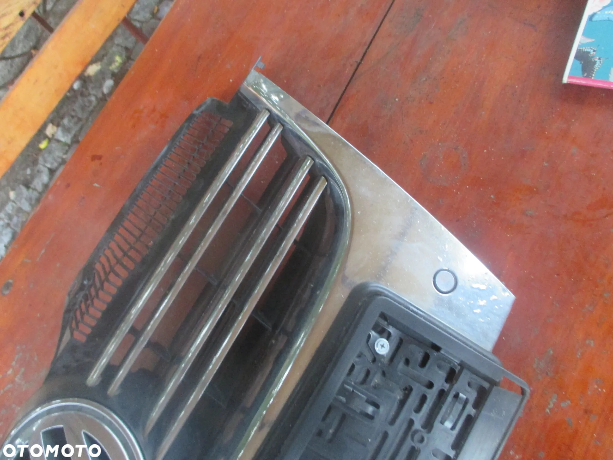 Atrapa Grill Jetta Golf V - 6