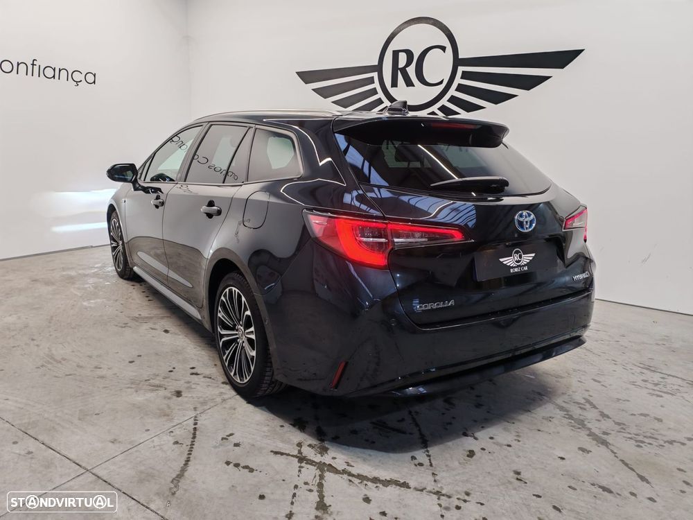 Toyota Corolla Touring Sports - 5
