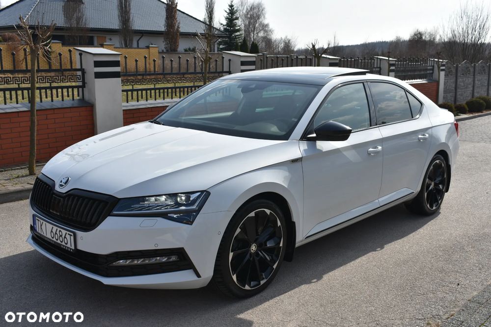 Skoda Superb 2.0 TDI SCR 4x4 Sportline DSG - 2