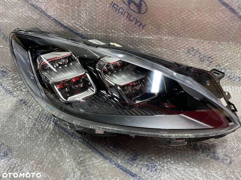 LAMPA PRAWA FORD KUGA MK3 FULL LED LV4B-13E014AG - 3